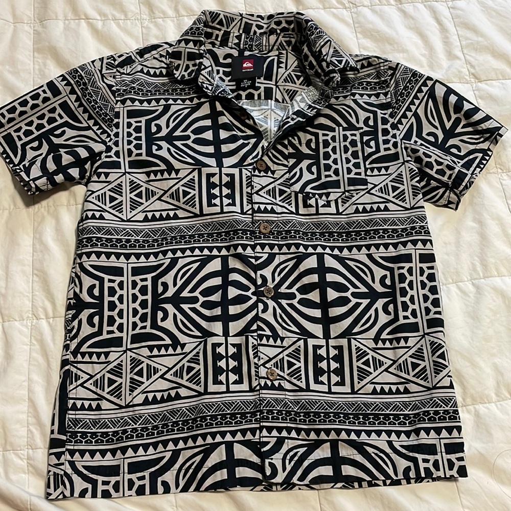 Quicksilver aloha shirt